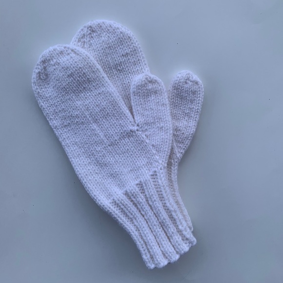 White Adult Mittens - Picture 1 of 1